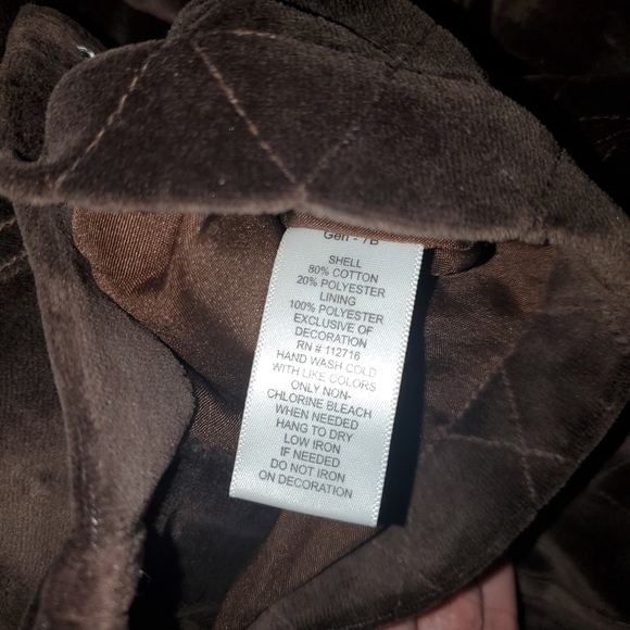 NWOT Quaker factory chocolate velour zipup vest - Picture 4 of 5